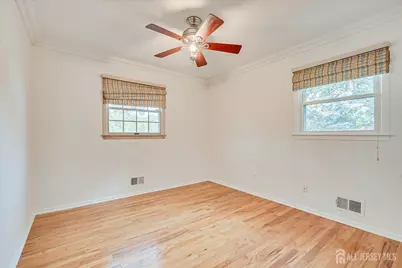 4 Augusta Court, Edison, NJ 08820 - Photo 25