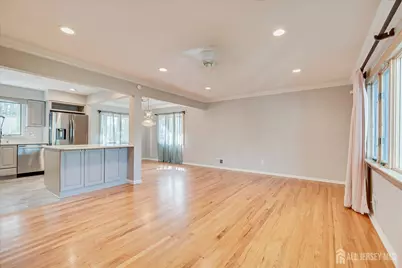 4 Augusta Court, Edison, NJ 08820 - Photo 7