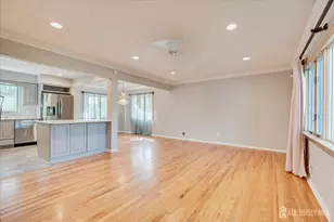 4 Augusta Ct, Edison, NJ 08820 - Photo 7