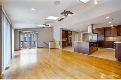 4 Patricia Avenue, Edison, NJ 08837 - Photo 7