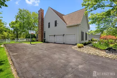 7 Camas Court, Plainsboro Township, NJ 08536 - Photo 3