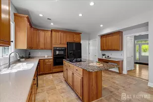 7 Camas Ct, Plainsboro Township, NJ 08536 - Photo 15