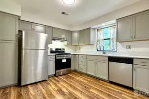 3803 Cricket Cir, Edison, NJ 08820 - Photo 5