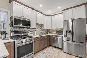 251 Arlington Dr, Fords, NJ 08863 - Photo 11