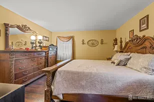 251 Arlington Dr, Fords, NJ 08863 - Photo 17