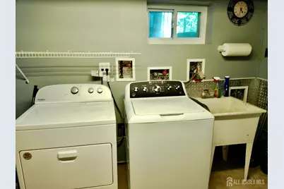 16 New Dover Avenue, Colonia, NJ 07067 - Photo 39
