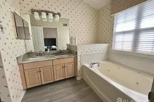 1304 Dahlia Cir, South Brunswick Township, NJ 08810 - Photo 9