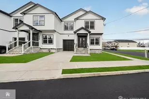 14 Hudson St, Carteret, NJ 07008 - Photo 1