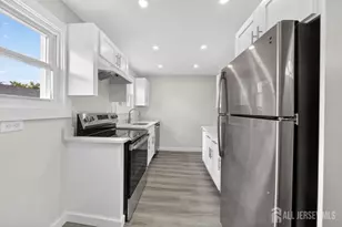 121 Dorothy St, Carteret, NJ 07008 - Photo 7