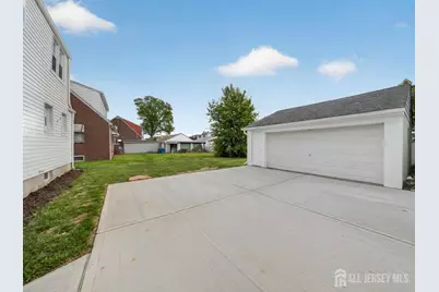 121 Dorothy Street, Carteret, NJ 07008 - Photo 3