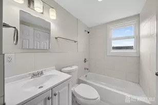 121 Dorothy St, Carteret, NJ 07008 - Photo 17