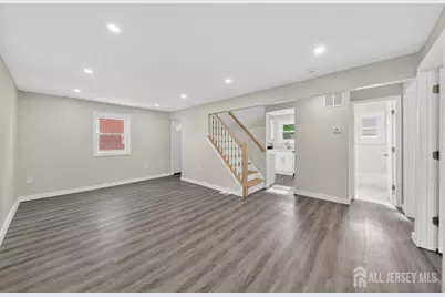 121 Dorothy Street, Carteret, NJ 07008 - Photo 5