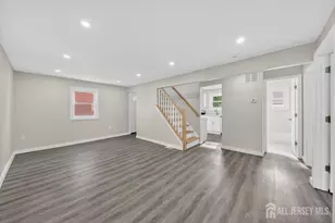 121 Dorothy St, Carteret, NJ 07008 - Photo 5