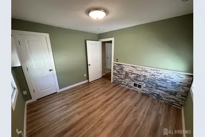 92 Woodland Drive, Aberdeen Township, NJ 07735 - Photo 17