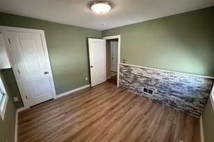 92 Woodland Dr, Aberdeen Township, NJ 07735 - Photo 17