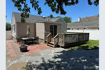 92 Woodland Drive, Aberdeen Township, NJ 07735 - Photo 31