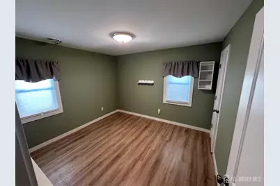 [Address not provided], Aberdeen Township, NJ 07735 - Photo 15