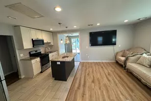 92 Woodland Dr, Aberdeen Township, NJ 07735 - Photo 5