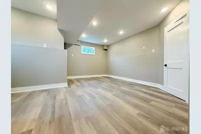 367 Ferris Street, South Amboy, NJ 08879 - Photo 17
