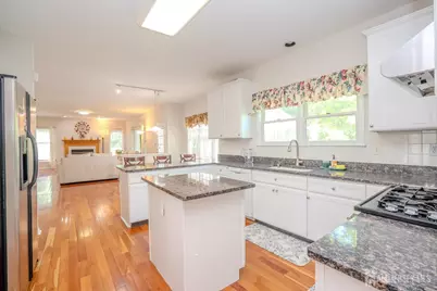1 Bunting Court, Plainsboro Township, NJ 08536 - Photo 25