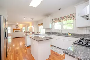 1 Bunting Ct, Plainsboro Township, NJ 08536 - Photo 25