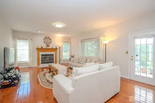 1 Bunting Ct, Plainsboro Township, NJ 08536 - Photo 17