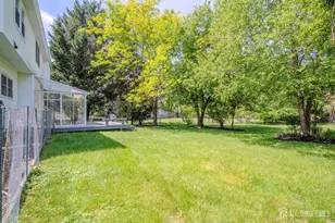 1 Bunting Ct, Plainsboro Township, NJ 08536 - Photo 9