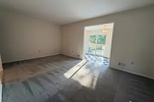26 Cosgrove Ct, East Brunswick Township, NJ 08816 - Photo 9