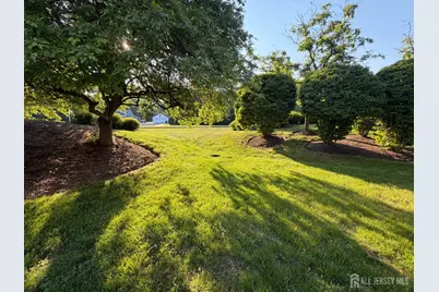 26 Cosgrove Court, East Brunswick Township, NJ 08816 - Photo 23
