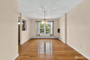 4 Conover Ct, Edison, NJ 08817 - Photo 11