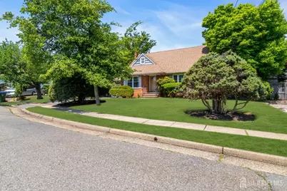 4 Conover Court, Edison, NJ 08817 - Photo 3