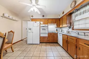 53 Mansfield Rd, Piscataway Township, NJ 08854 - Photo 11