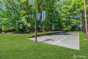 242 Perth Hill Ct, Aberdeen Township, NJ 07747 - Photo 15