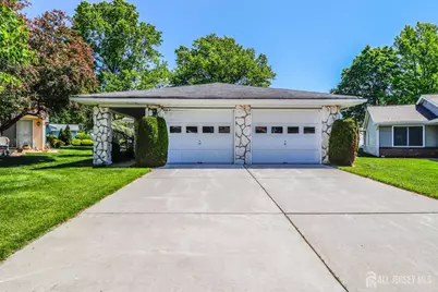 616-A Lemington Plaza, Monroe Township, NJ 08831 - Photo 3