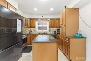 213 Normandy Rd, Edison, NJ 08820 - Photo 15