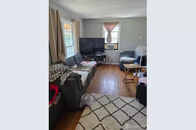 201 SE Summerhill Road SE, Spotswood, NJ 08884 - Photo 5