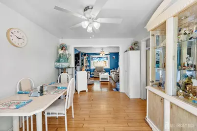 245 4th Street, Dunellen, NJ 08812 - Photo 7