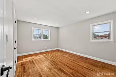 41 Oakwood Drive, Sayreville, NJ 08859 - Photo 25