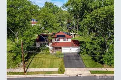 10 Falcon Drive, Edison, NJ 08820 - Photo 5
