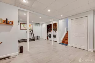 10 Falcon Dr, Edison, NJ 08820 - Photo 37