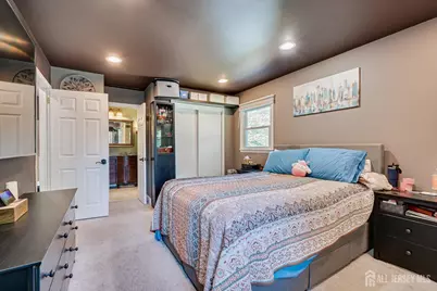 10 Falcon Drive, Edison, NJ 08820 - Photo 25