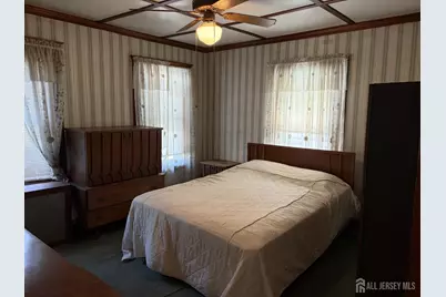 95 Emerson Street, Carteret, NJ 07008 - Photo 7