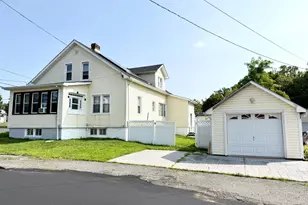73 Laurence Pkwy, Old Bridge Township, NJ 08879 - Photo 3