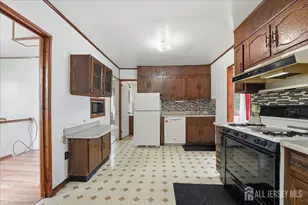 775 Cliffwood Ave, Keyport, NJ 07735 - Photo 11