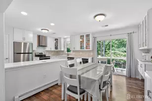185 Fresh Ponds Rd, South Brunswick Township, NJ 08852 - Photo 9