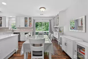 185 Fresh Ponds Rd, South Brunswick Township, NJ 08852 - Photo 5
