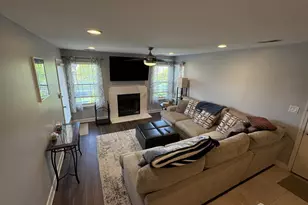 316 Cozzens Ct, East Brunswick Township, NJ 08816 - Photo 5