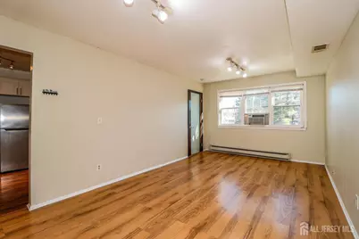 312 Edison Glen Terrace, Edison, NJ 08837 - Photo 3