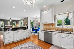 14 Sycamore Ct, Monroe Township, NJ 08831 - Photo 15