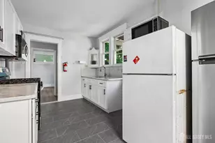 10 Handy St, New Brunswick, NJ 08901 - Photo 7